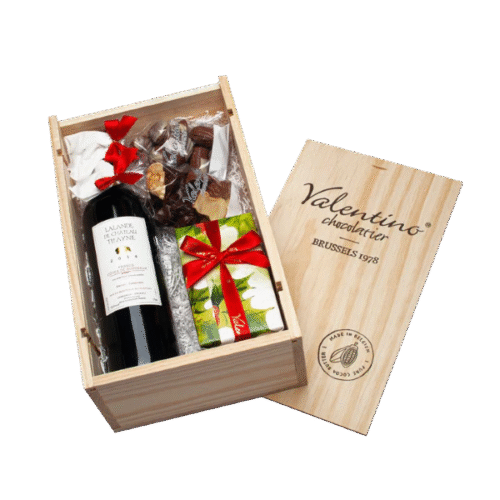 Дървена кутия Джингъл от Valentino Chocolatier България. Продукти от истински белгийски шоколад.